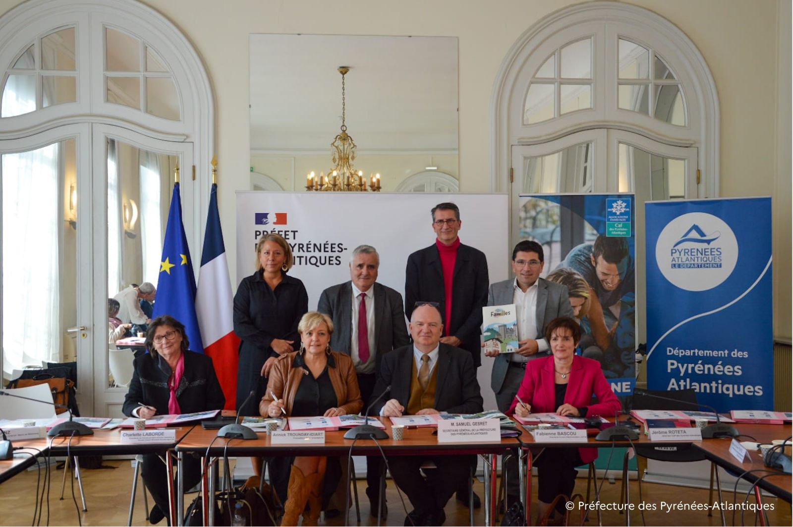 Schéma Départemental des Services aux Familles - Signature du nouveau SDSF 2